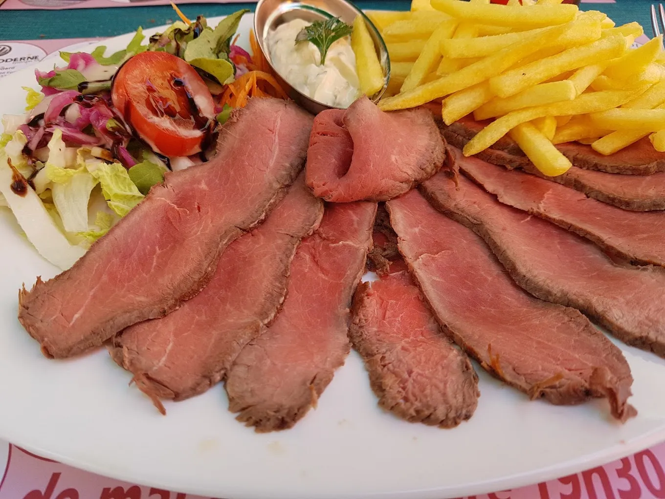 Plat du restaurant des tuileries 1